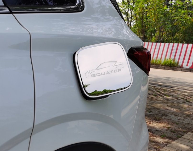 Ốp nắp bình xăng inox 304 Ford Territory 2022