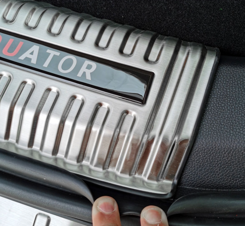 Chống trầy inox 304 full bậc cốp Ford Territory 2022