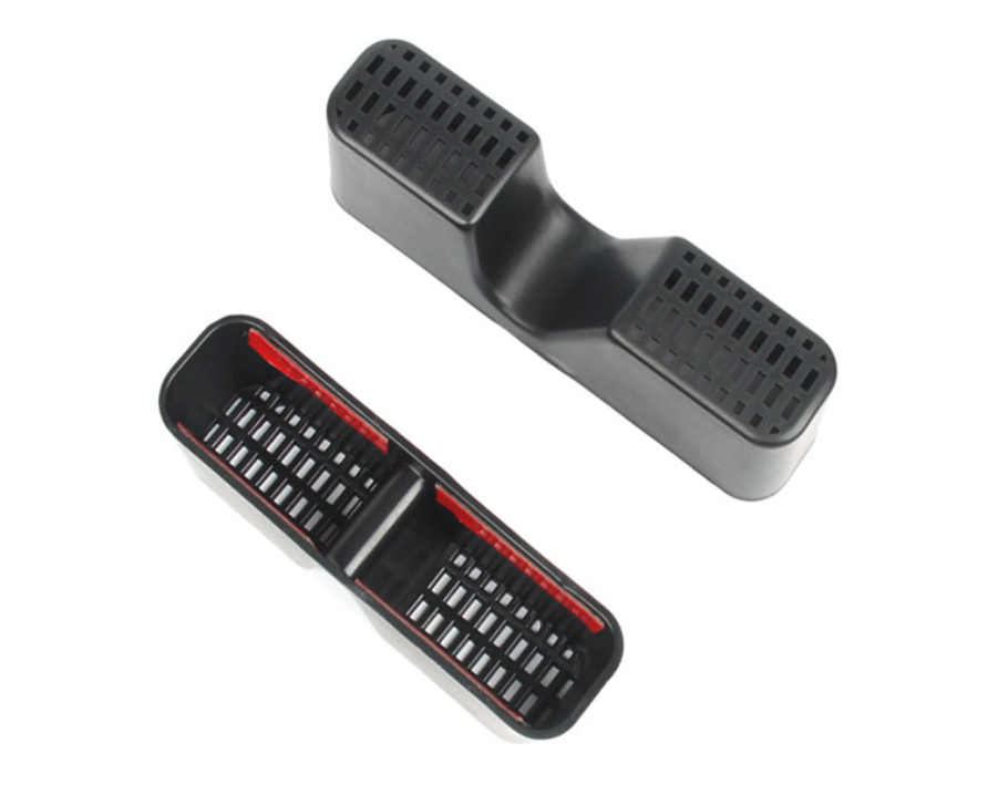 Nắp lỗ thông điều hòa ngăn bụi bám dưới ghế xe (1 cặp)