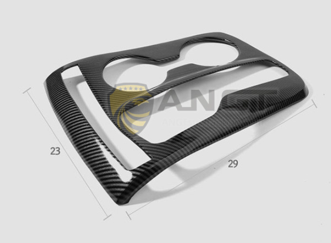 Ốp hộp số vân cacbon xe Hyundai Tucson 2022