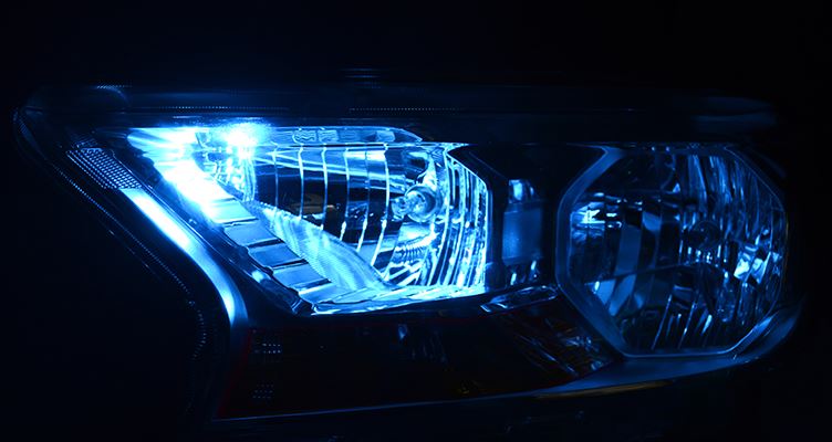 Độ đèn led mầu cho Everest (2016-2019)