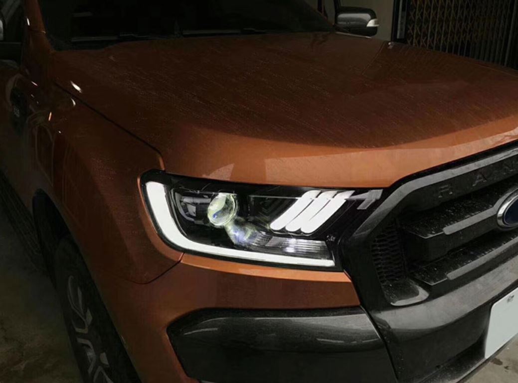 Độ đèn pha Mutang Ford Everest (Mẫu 2)