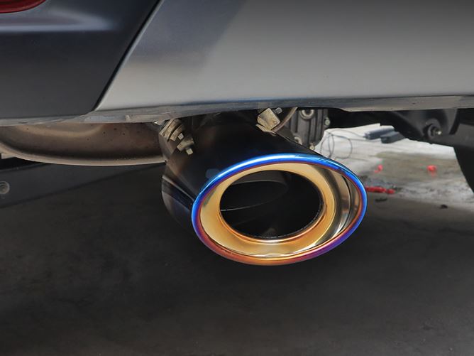 Ốp ống xả Subaru Outback 2021-2022