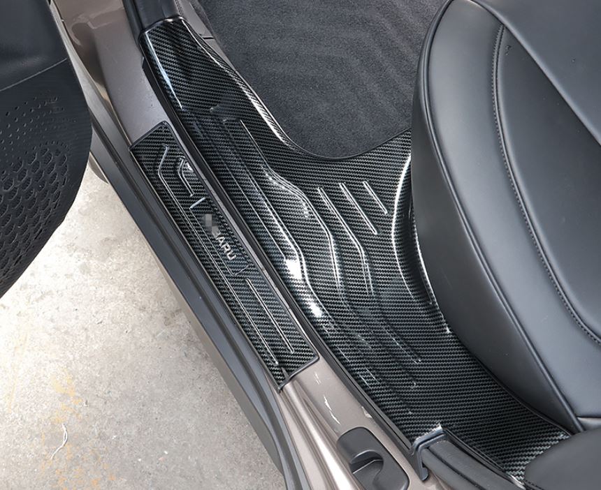 Ốp chống trầy bậc trong cửa xe Subaru Outback 2021-2022 (4 cửa)