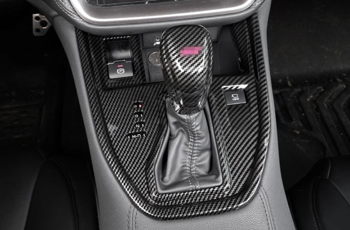 Ốp hộp số vân cacbon Subaru Outback 2021-2022