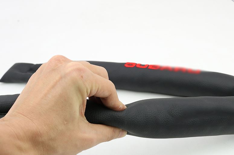 Nhét hõm chống rơi đồ hông xe Subaru Outback 2021-2022 (1 cặp)