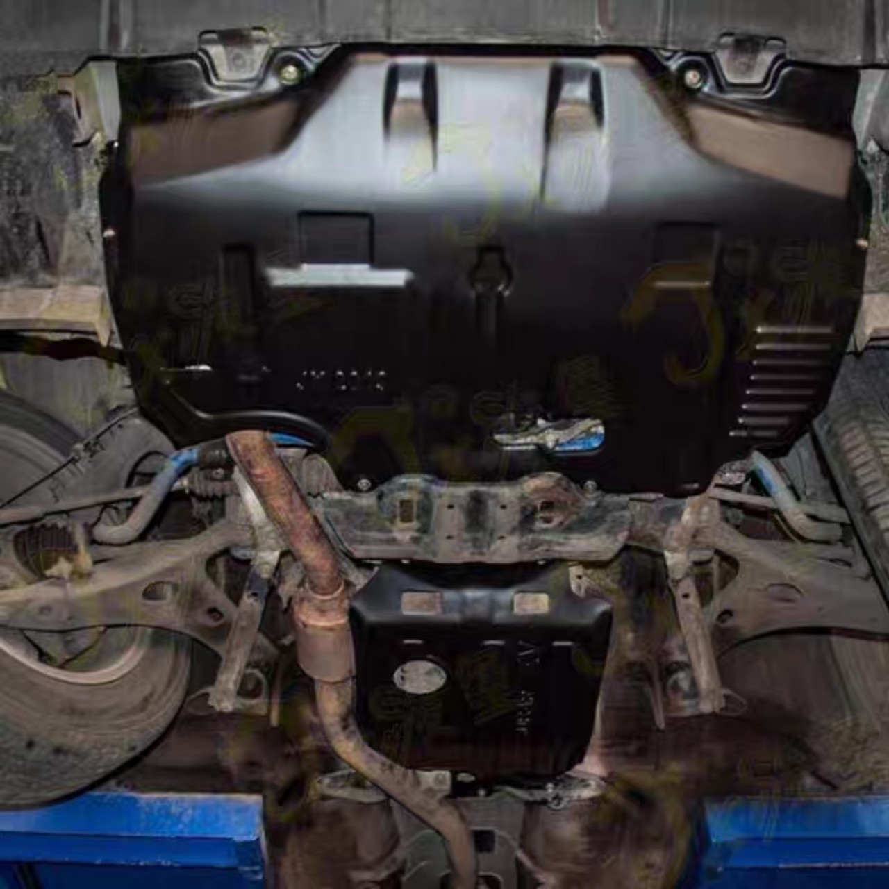 Chắn gầm bảo vệ động cơ subaru forester 13-18