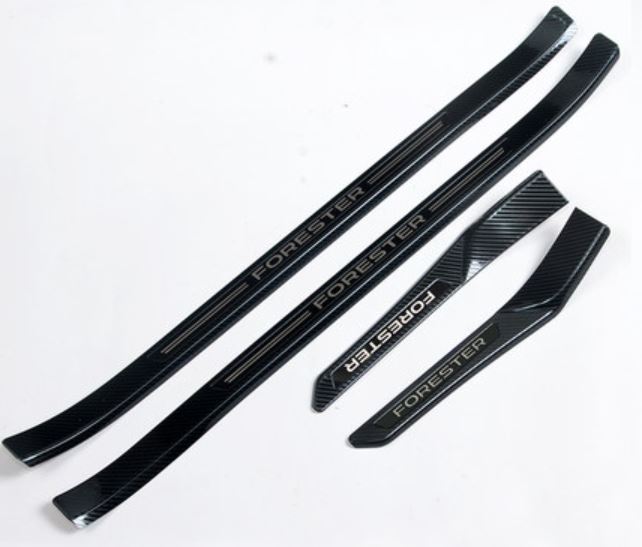 Chống trầy bậc ngoài cacbon logo forester