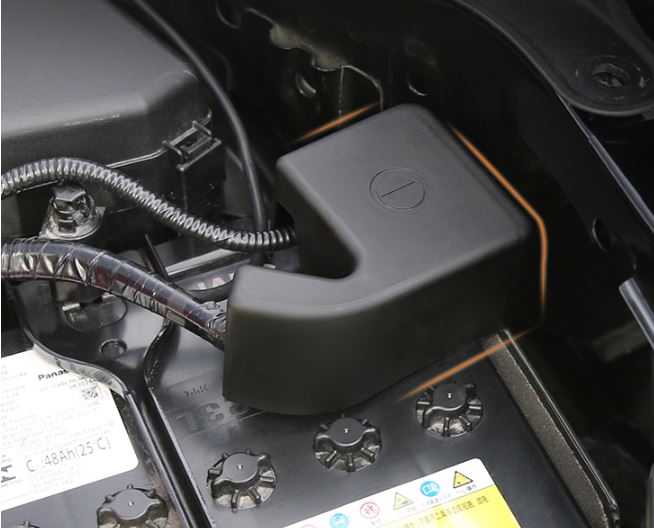 Ốp bảo vệ cọc nhiên liệu Subaru Forester 19-20 (1 chiếc)