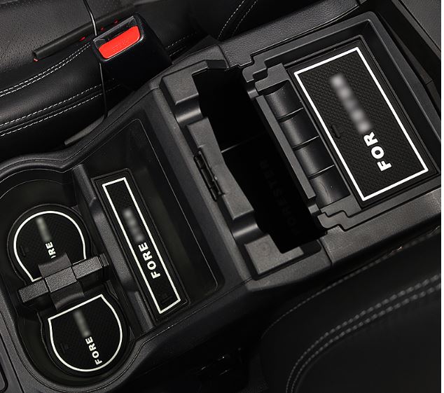 Lót hõm Subaru Forester 2019