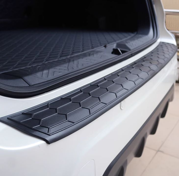 Ốp chống trầy bậc ngoài cốp Subaru Crosstrek 2025