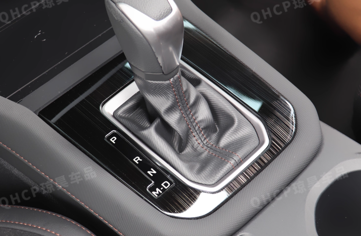 Ốp hộp số chống xước cho Subaru Forester 2025-2028