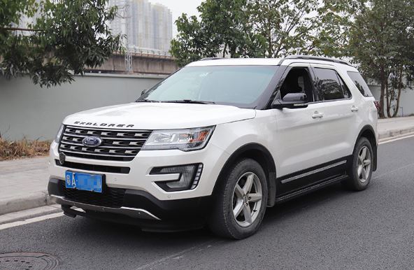 Bậc lên xuống cố định Ford Explorer (Mẫu 2)