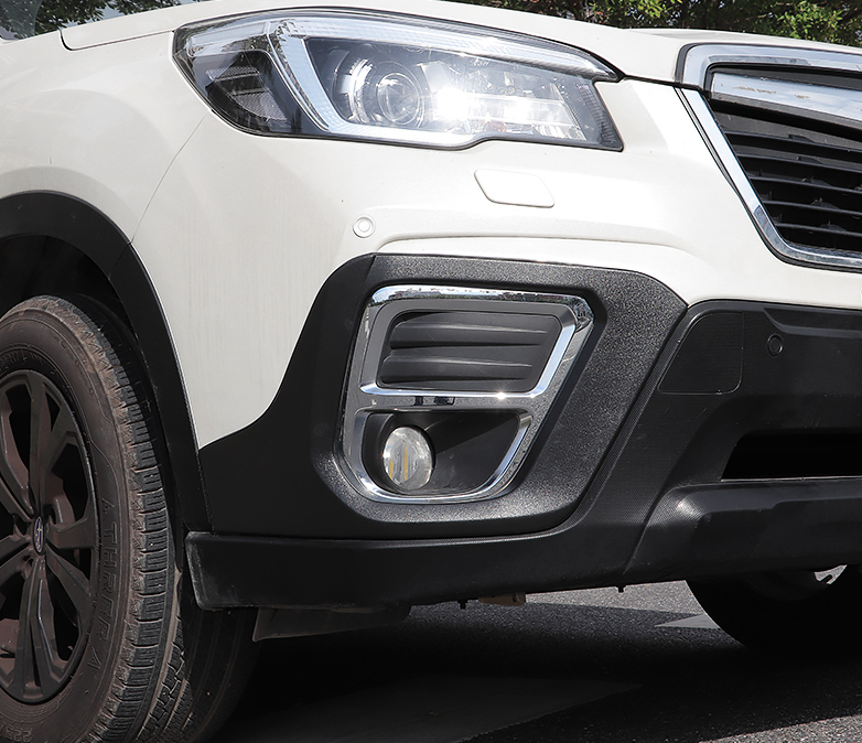 Ốp bo góc chống trầy xước Subaru Forester 19-22 (phí trước)
