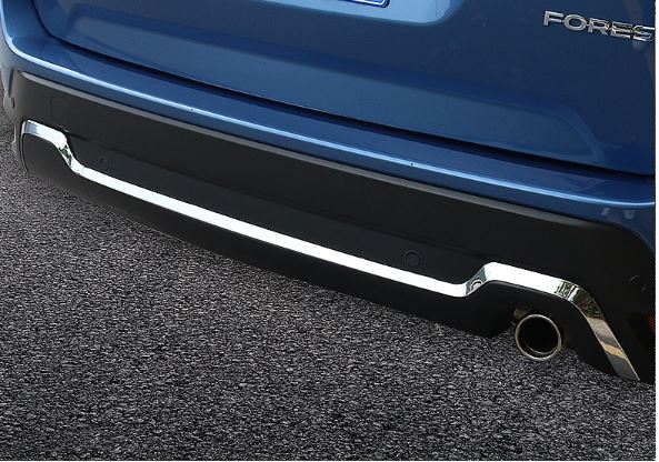 Ốp viền cản sau bạc sáng Subaru Forester 19-20