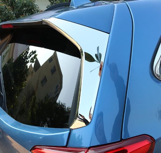 Ốp viền mạ crom đuôi xe Subaru Forester 19 - 20