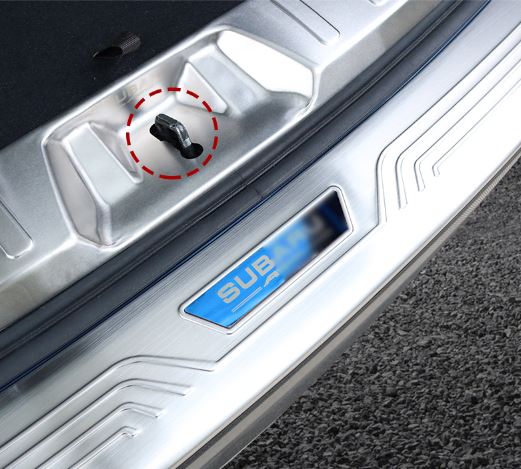 Chống trầy bậc trong Subaru Forester 19-20