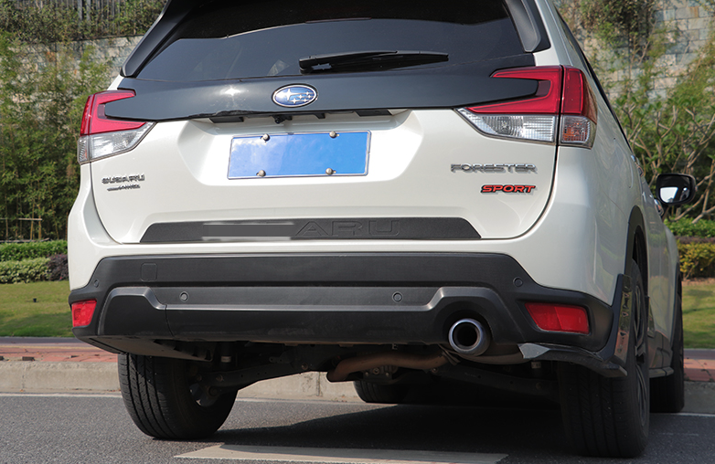 Miếng dán cao su trang trí sau xe Subaru Forester 2019-2022
