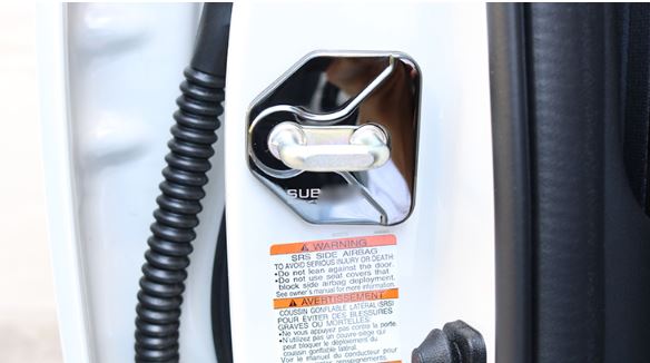 Ốp chống gỉ chốt cửa Subaru Outback 2015 - 2020