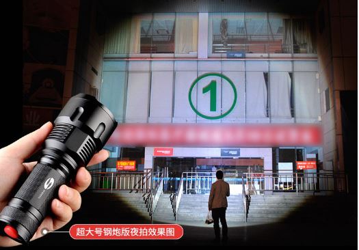 Đèn pin siêu sáng dự phong trong xe