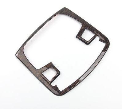 Ốp đèn trần trước ford everest