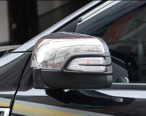 Ốp bảo vệ đèn gương hậu Everest 2016-2019