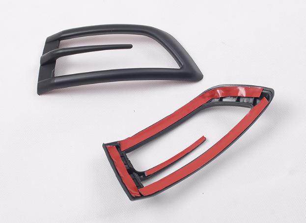 Ốp bảo vệ đèn gương hậu Everest 2016-2019