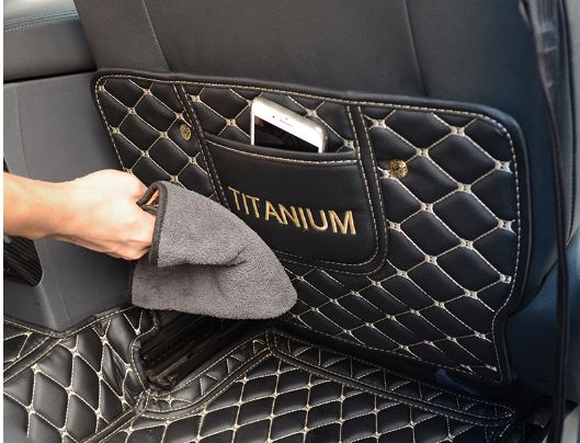 Thảm ốp lưng ghế chống đá chân Ford Everest