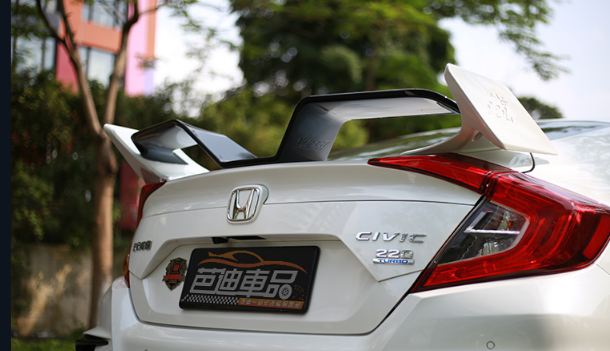 Đuôi gió Honda Civic (Mẫu 2)