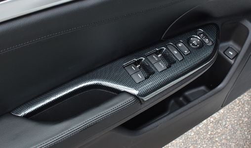 Ốp nâng hạ kính cacbon Honda Civic M1