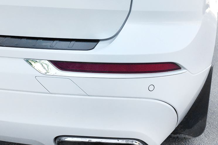 Ốp viền đèn sương mù sau Volvo XC60